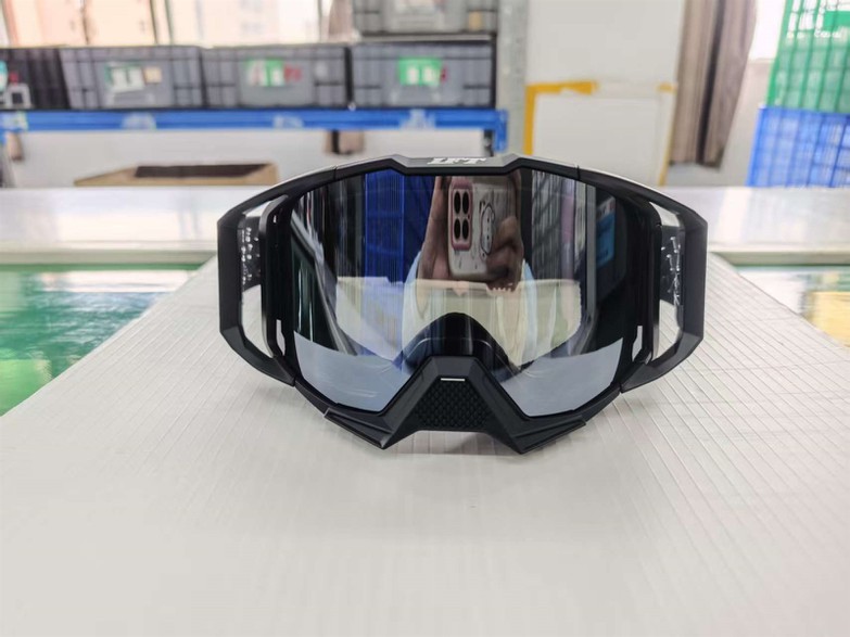 goggle goggle